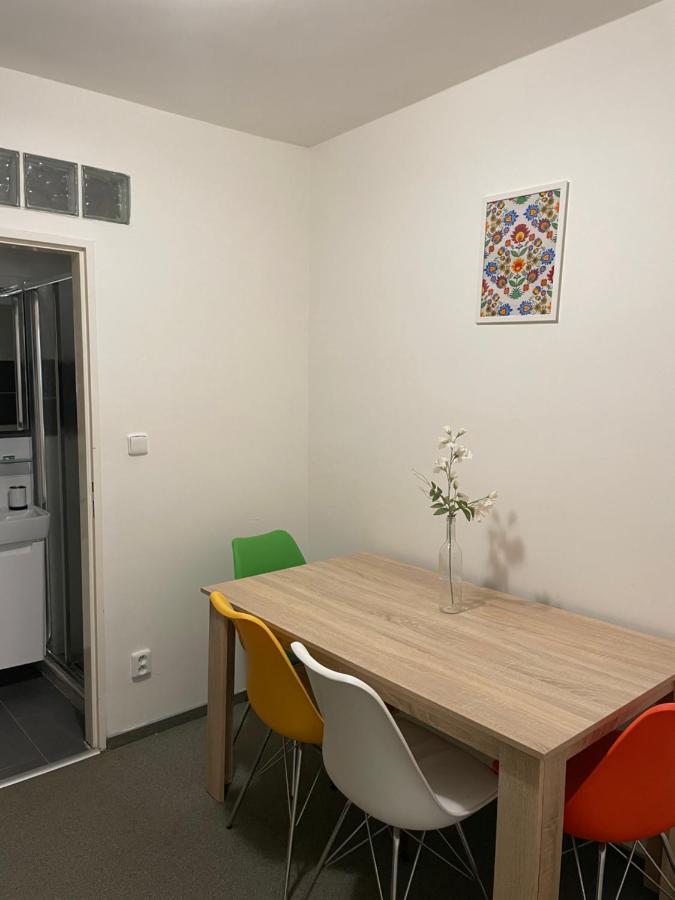 Mikulov Inn - Apartments Slunce Ngoại thất bức ảnh