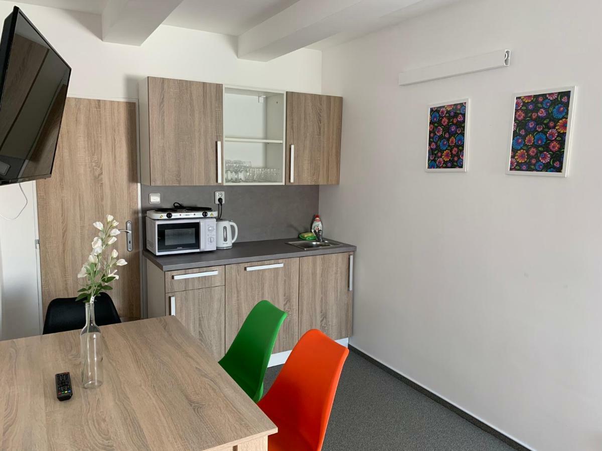Mikulov Inn - Apartments Slunce Ngoại thất bức ảnh